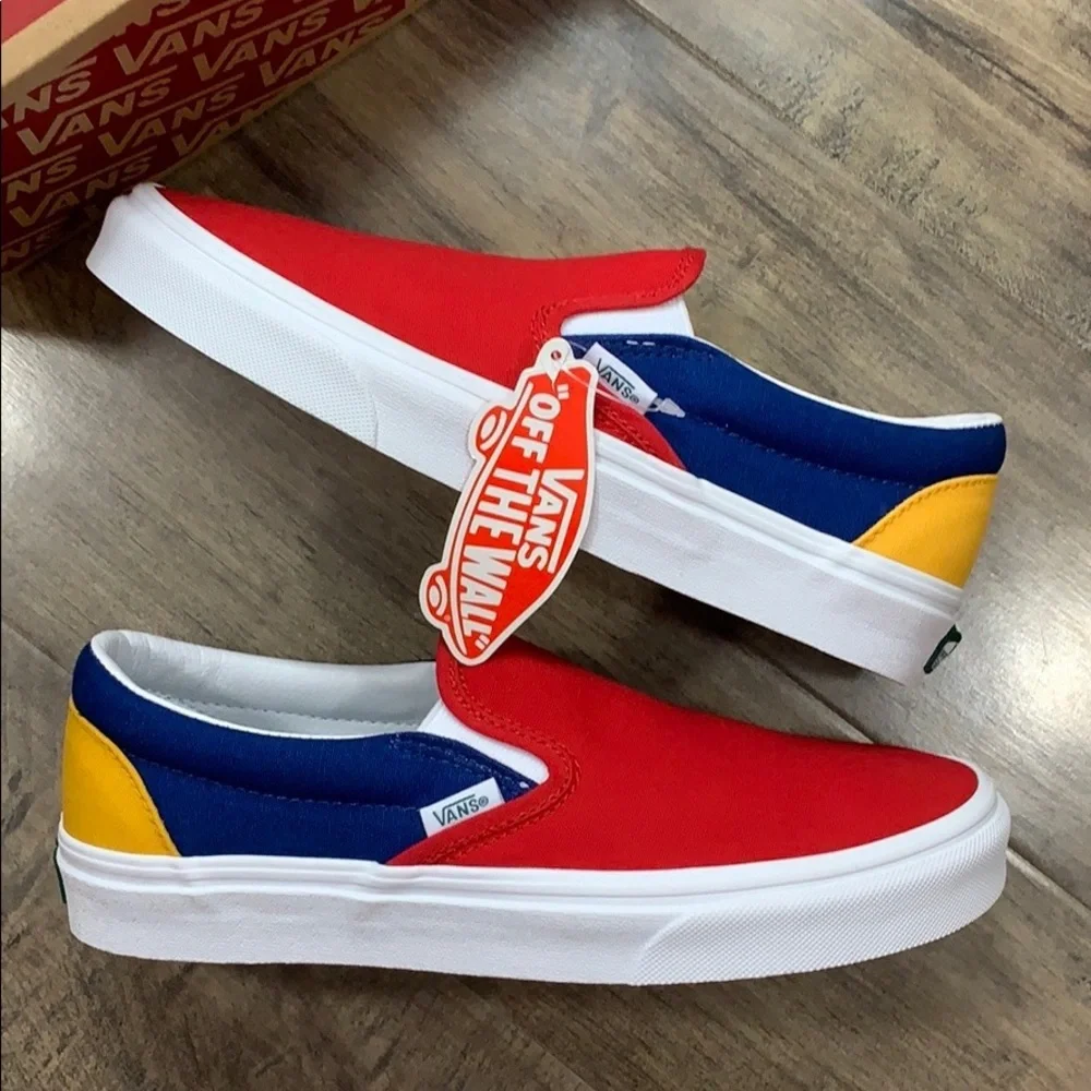 •VANS CLASSIC SLIP ON VANS YACHT CLUB red/blue MENS•